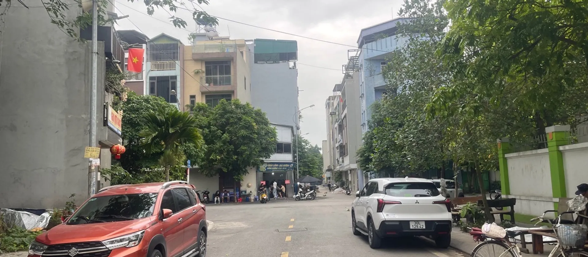 BÁN NHÀ ĐẶNG VŨ HỶ, VIỆT HƯNG 51M2- 5 TẦNG - VỈA HÈ Ô TÔ TRÁNH - VIEW TRƯỜNG HỌC... Bán nhà riêng tại Việt Hưng, Hà Nội 01