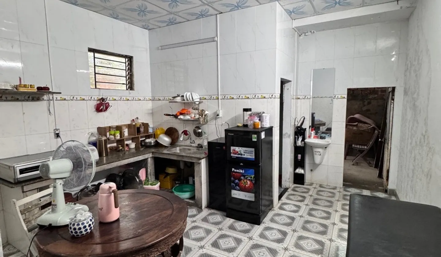 Bán nhà mặt phố 130m² Ngũ Hành Sơn, Đà Nẵng - Sổ đỏ, giá 8.8 tỷ... Bán nhà mặt phố tại Ngũ Hành Sơn, Đà Nẵng 01