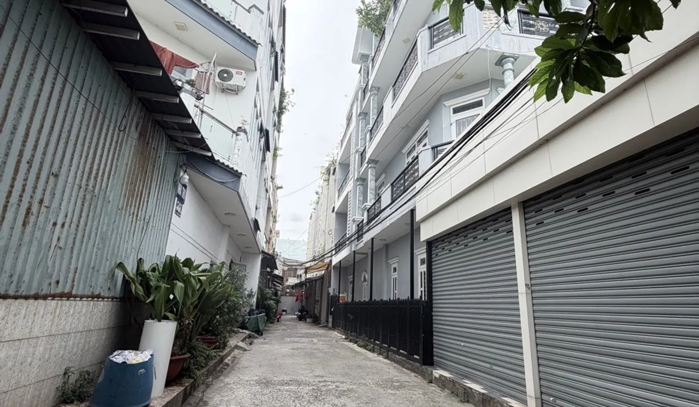 Nhà 4 Tầng Hiện Đại Tại Bình Hưng Hòa Siêu Tiện Ích... Bán nhà mặt phố tại Bình Hưng Hòa, Hồ Chí Minh 01
