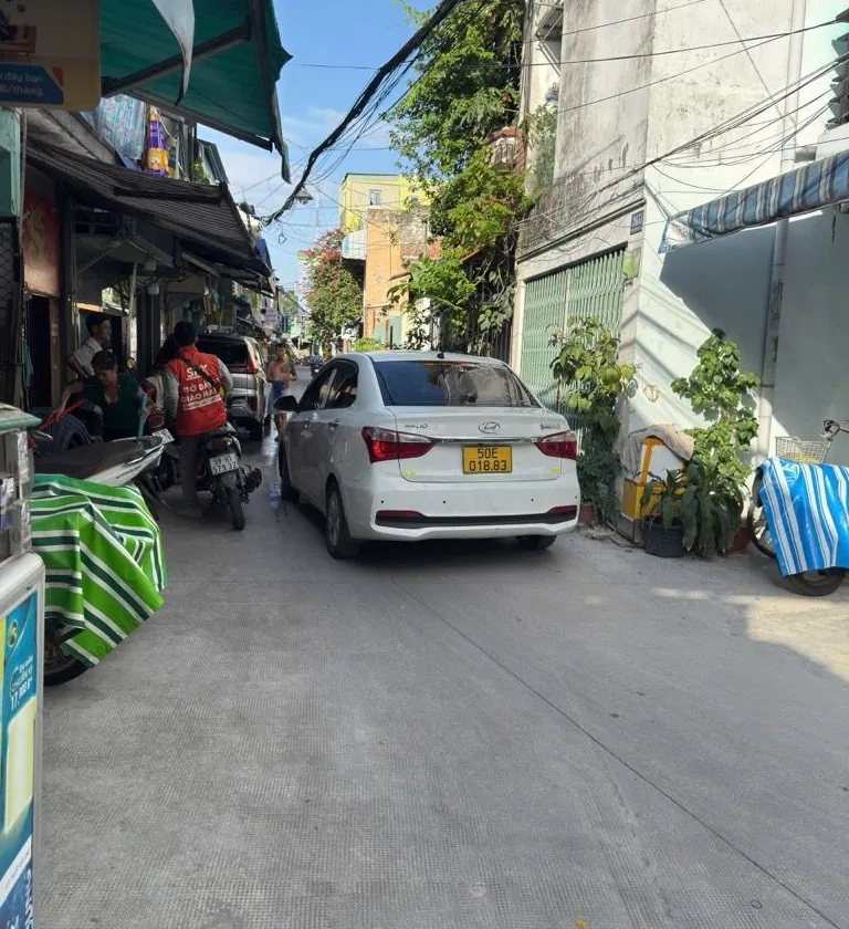 Nhà nhỏ xinh 2 tầng, vị trí thuận tiện Phường Xóm Chiếu... Bán nhà riêng tại Xóm Chiếu, Hồ Chí Minh 01