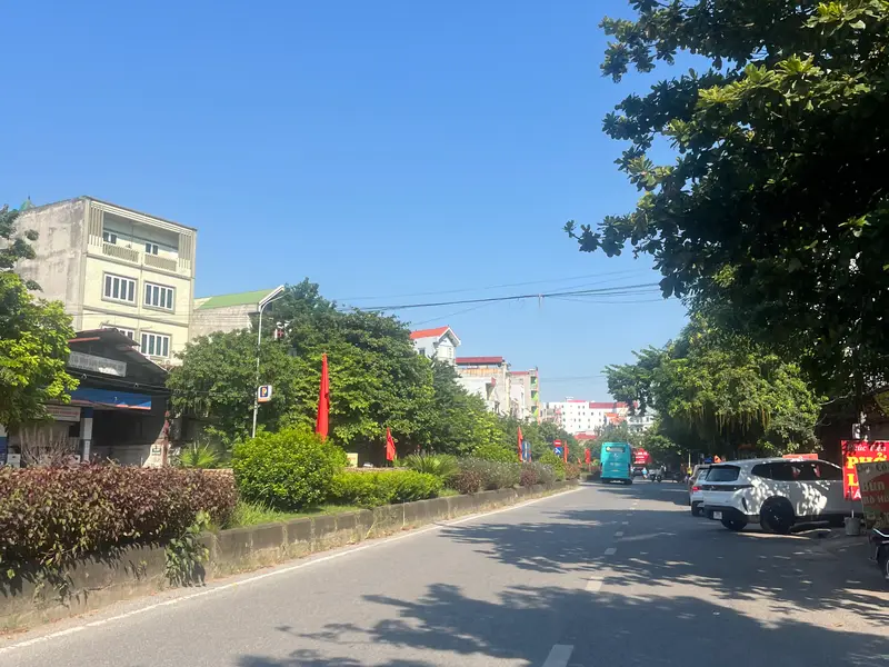 Nhà mặt tiền rộng gần vườn hoa Phù Khê, Bắc Ninh... Bán nhà riêng tại Phù Khê, Bắc Ninh 01