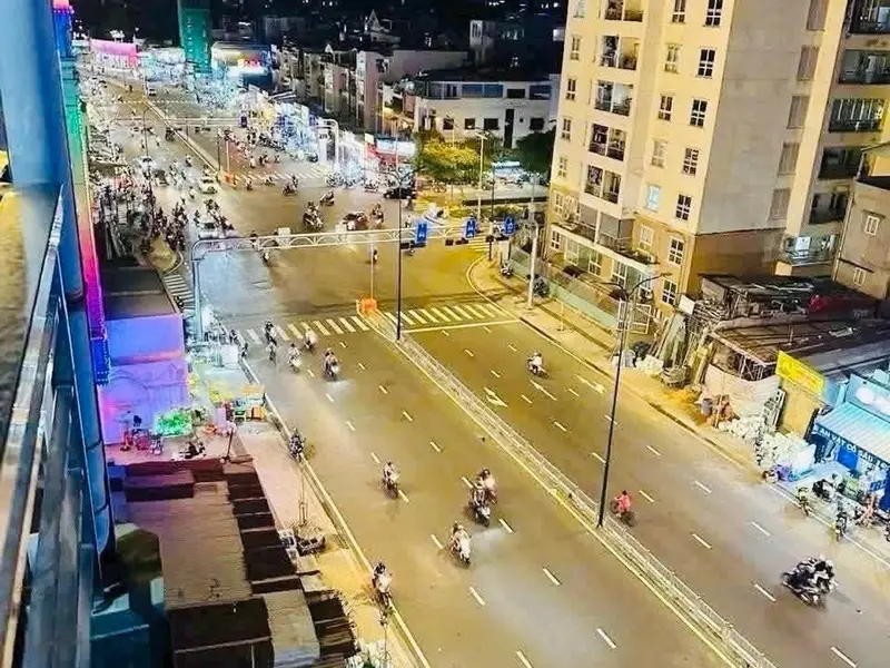 MẶT TIỀN DƯƠNG QUẢNG HÀM - 60M - 5 LẦU ĐANG CHO NHA KHOA THUÊ 40TR/THÁNG 16,8 TỶ... Bán nhà mặt phố tại An Nhơn, Hồ Chí Minh 01