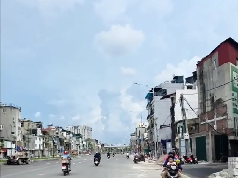 Mặt Phố vành đai 1 Hoàng Cầu Voi Phục, diện tích 100m2 mặt hơn 5.6m 
Xây Toà VP đẹp tuyệt... Bán nhà mặt phố tại Ba Đình, Hà Nội 01