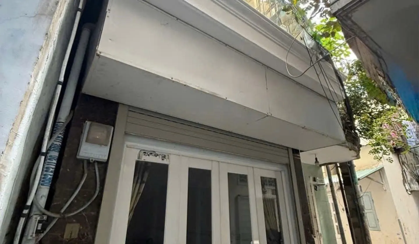 Nhà 3 Tầng Xinh Xắn Lạc Long Quân, Giá Tốt Nhất... Bán nhà riêng tại Bảy Hiền, Hồ Chí Minh 01
