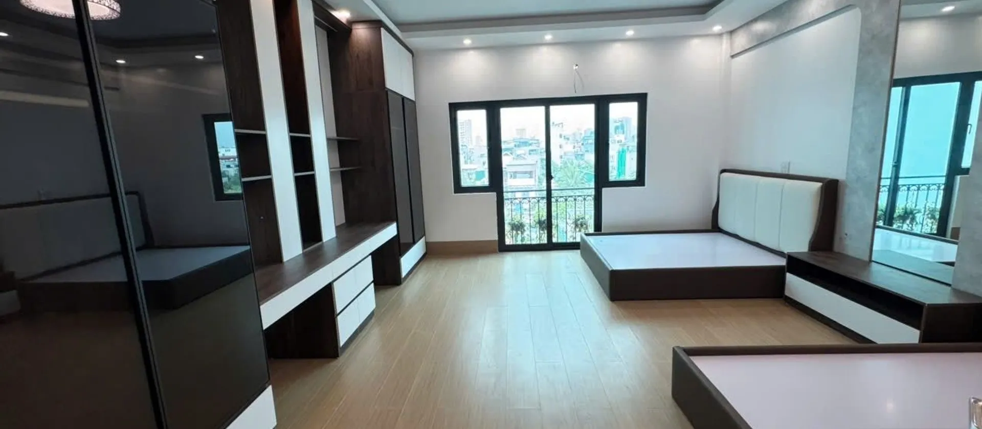 SIÊU PHẨM LIỀN KỀ 6 TẦNG THANG MÁY. GIAO THÔNG THUẬN TIỆN TẠI QUANG LÃM... Bán biệt thự, liền kề tại Phú Lương, Hà Nội 01