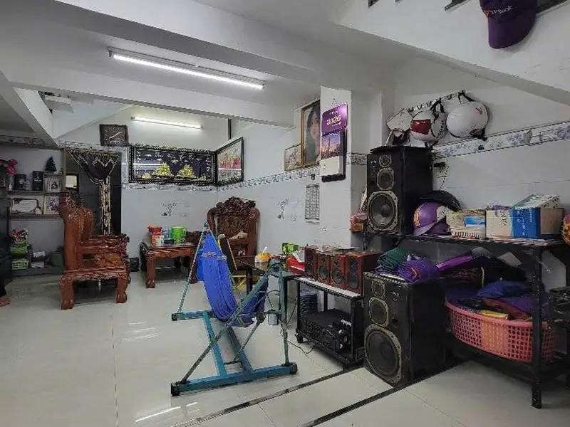 Nhà 4 tầng 3 phòng ngủ mặt tiền rộng tại Bình Tiên... Bán nhà riêng tại Bình Tiên, Hồ Chí Minh 01