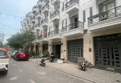 Nhà 4 tầng có thang máy riêng tại Bảo Ngọc Garden, TP.HCM, 6.1 tỷ... Bán nhà riêng tại An Phú Đông, Hồ Chí Minh 02