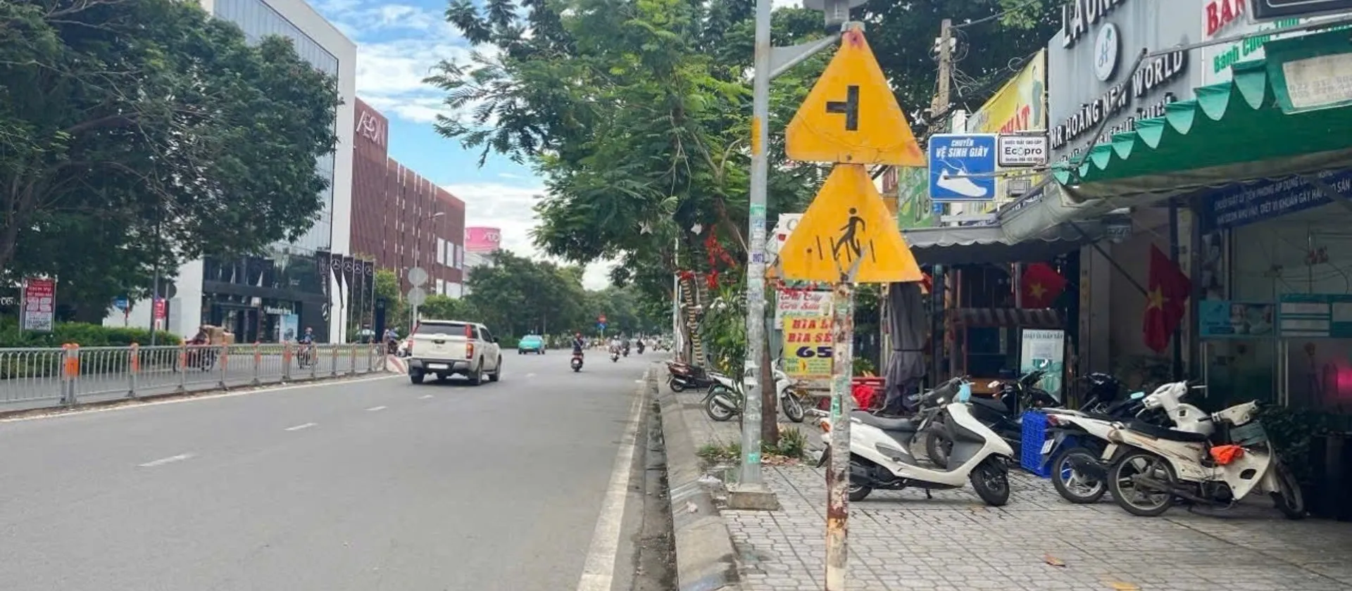 Bán nhà mặt phố 2 tầng, diện tích 96m², giá 14.5 tỷ đồng... Bán nhà mặt phố tại Tân Sơn Nhì, Hồ Chí Minh 01