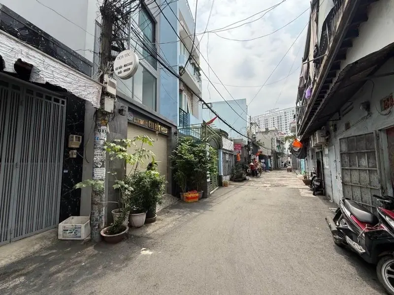 NHÀ 105M² | 4PN | NỞ HẬU TÀI LỘC | Đ. NHƯA 6 THÔNG | GẦN CHỢ LẠC QUANG/ Q12 | GIÁ 4.8 TỶ... Bán nhà riêng tại Đông Hưng Thuận, Hồ Chí Minh 01
