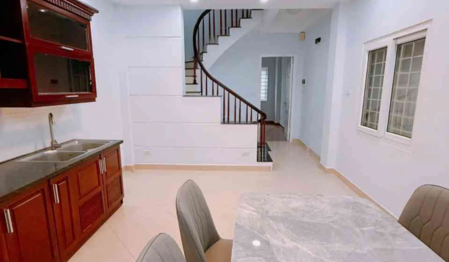 Nhà 4 tầng tại Ba Đình gần Lăng Bác, mặt ngõ rộng 3m... Bán nhà riêng tại Ngọc Hà, Hà Nội 01