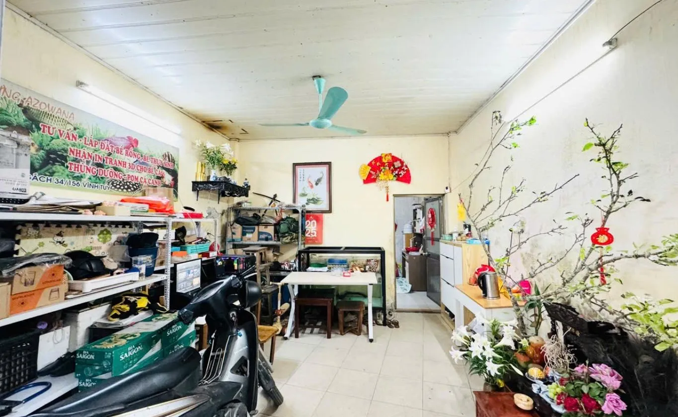 Cơ hội hiếm có tại Dương Văn Bé, nhà 2 tầng, mặt tiền rộng, ô tô tránh thoải mái... Bán nhà riêng tại Vĩnh Hưng, Hà Nội 01