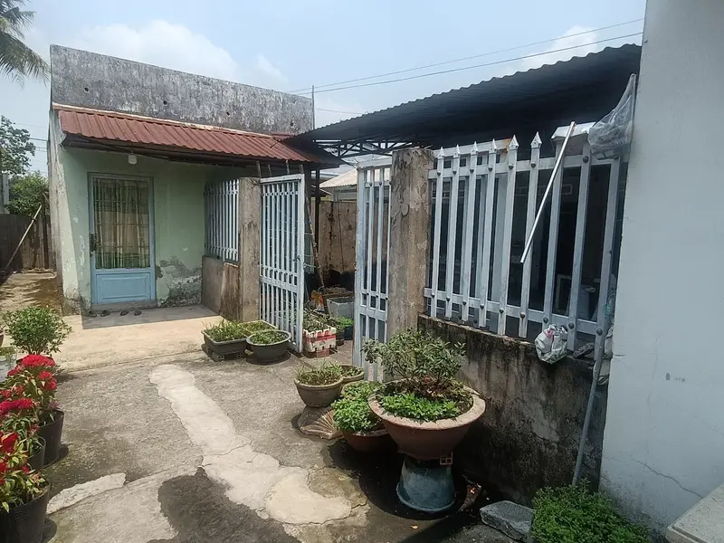 Bán nhà riêng Tân Hiệp 4 diện tích 241 m2 hướng Nam giá 4,4 tỷ... Bán nhà riêng tại Hóc Môn, Hồ Chí Minh 01