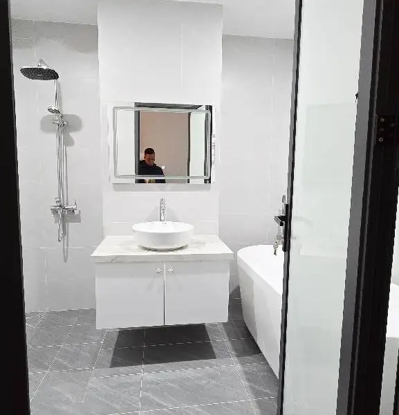 CĂN HỘ HẠNG SANG – 84M² – VIEW TRỌN HỒ TÂY – GIÁ 11,5 TỶ ❤️
📍 Khu đô thị Tây Hồ Tây – trục căn đẹp... Bán căn hộ chung cư tại Xuân Đỉnh, Hà Nội 01