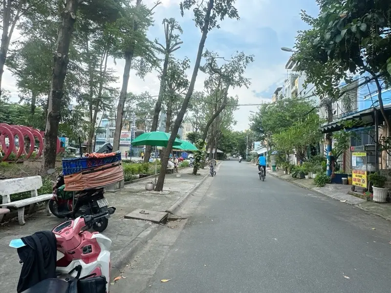Gấp bán nhà 4 tầng mặt tiền kinh doanh phường Phước Bình, Quận 9, nhỉnh 10 tỉ nhỏ... Bán nhà mặt phố tại Phước Long, Hồ Chí Minh 01