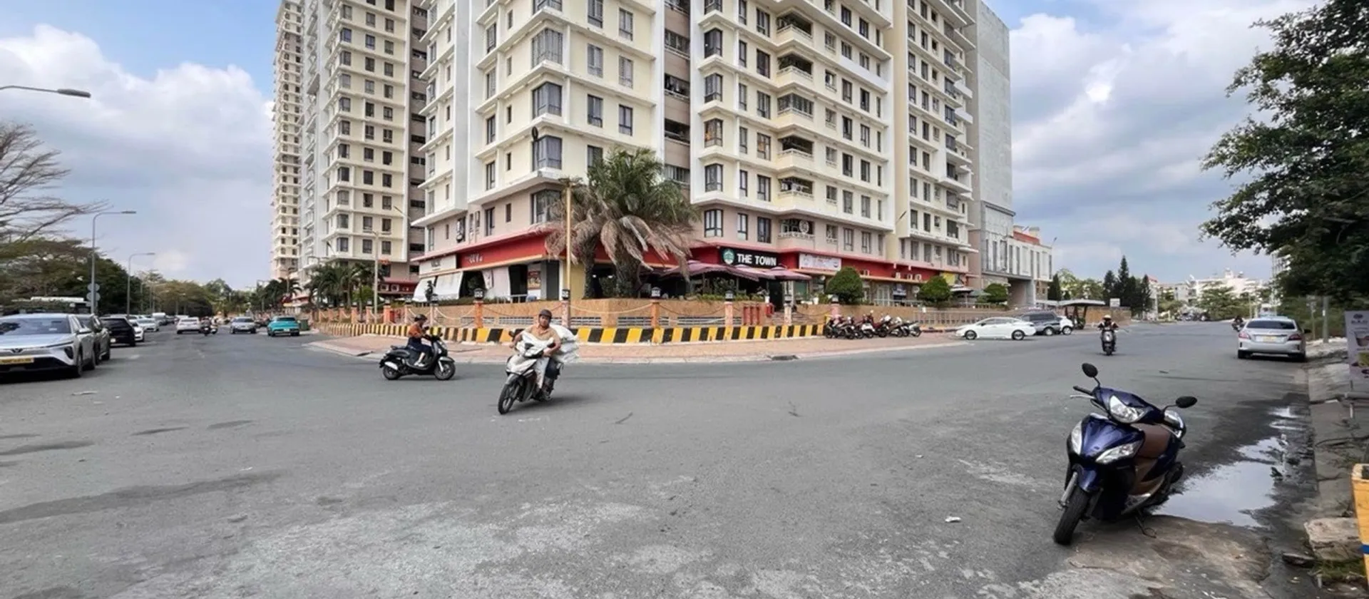 NHÀ 2 TẦNG – 50M² – 3PN – KẾ BÊN ĐƯỜNG XE TẢI TRÁNH – 5,3 Đ... Bán nhà riêng tại Tân Mỹ, Hồ Chí Minh 01