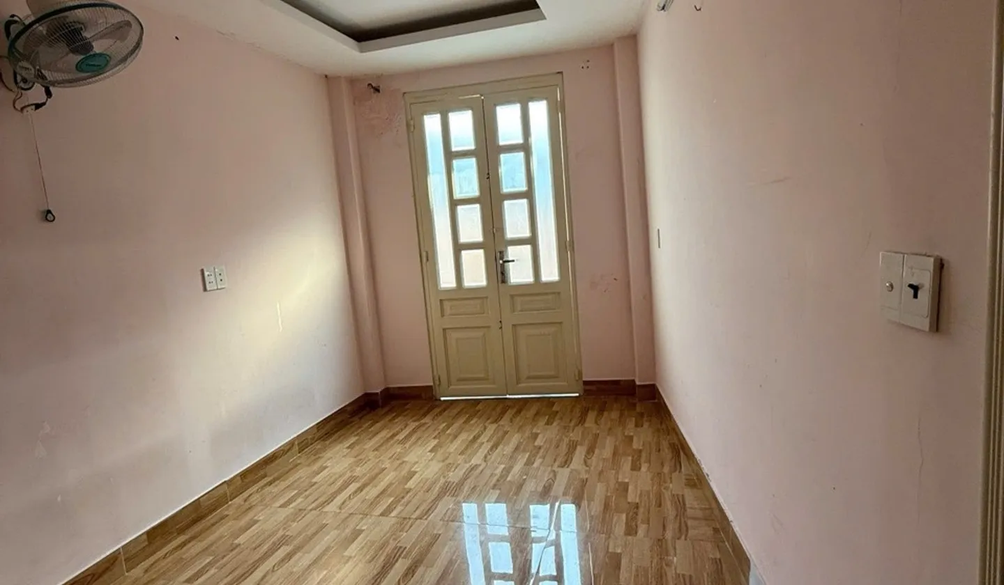 Cơ hội hiếm có sở hữu nhà riêng 4 tầng tại trung tâm Quận 10 với giá tốt... Bán nhà riêng tại Vườn Lài, Hồ Chí Minh 01