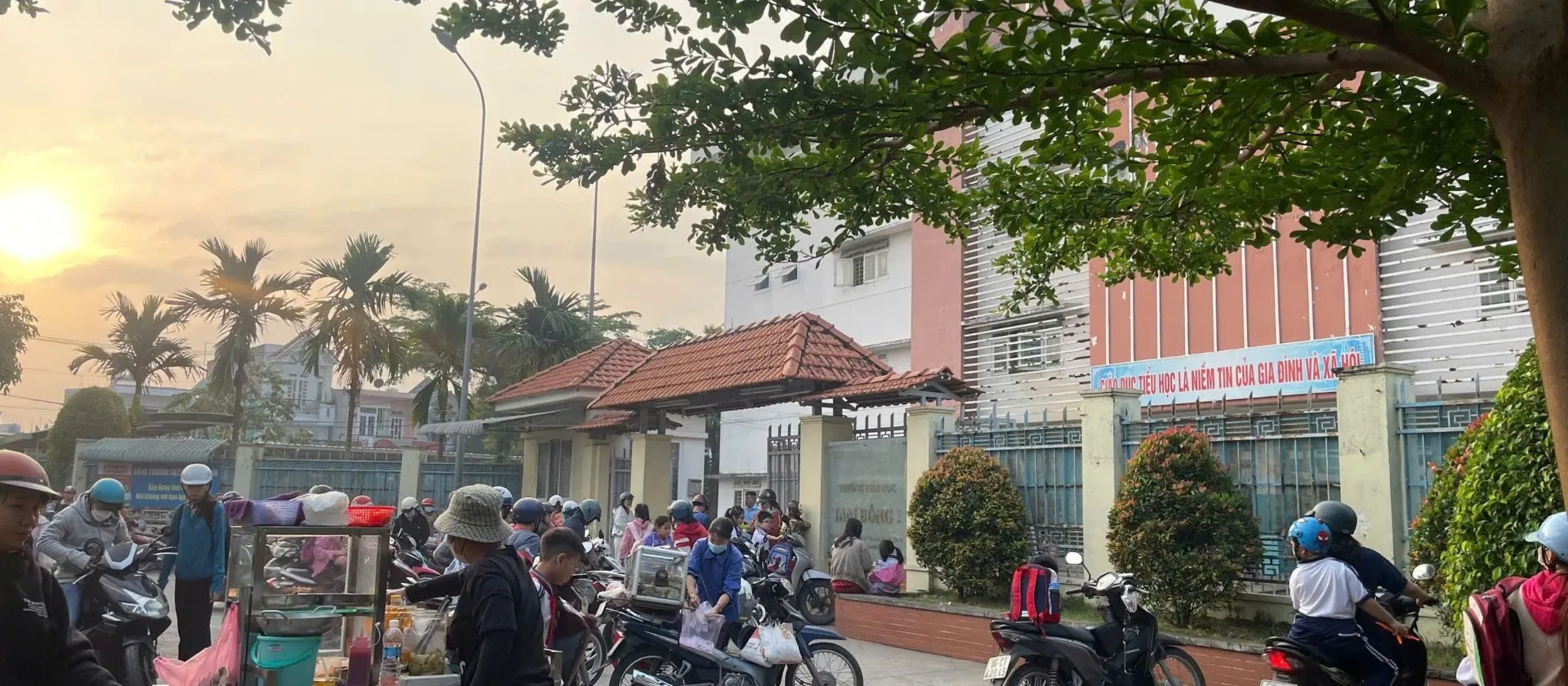 NHÀ ĐẸP – CÓ VƯỜN RAU SẠCH - MẶT TIỀN ĐƯỜNG 8M... Bán nhà mặt phố tại Đông Thạnh, Hồ Chí Minh 01