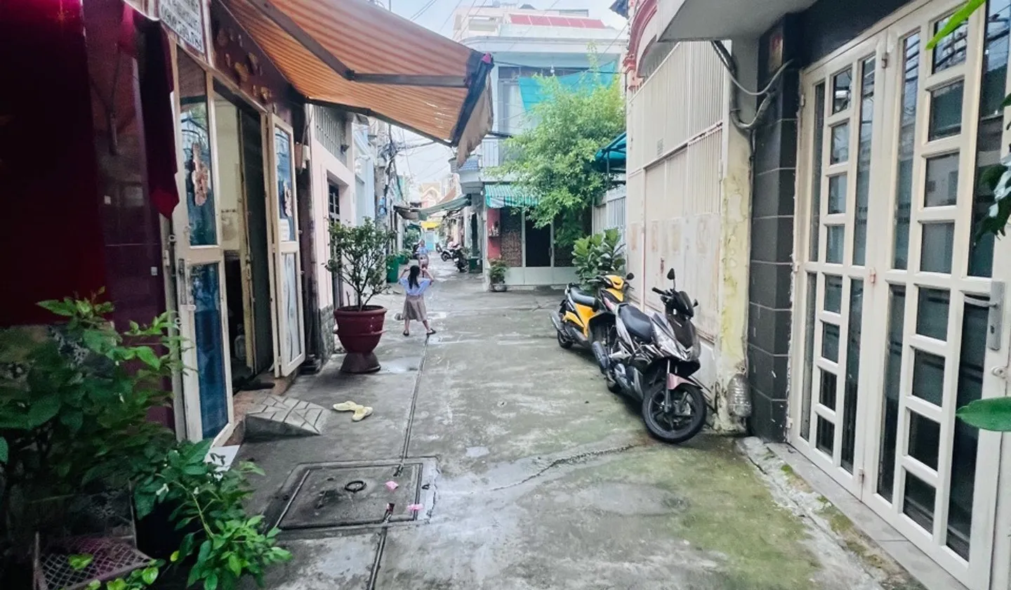 Nhà 4 tầng mặt tiền 4m tại phường Tân Phú, Hồ Chí Minh, phù hợp gia đình và kinh doanh... Bán nhà riêng tại Tân Phú, Hồ Chí Minh 01