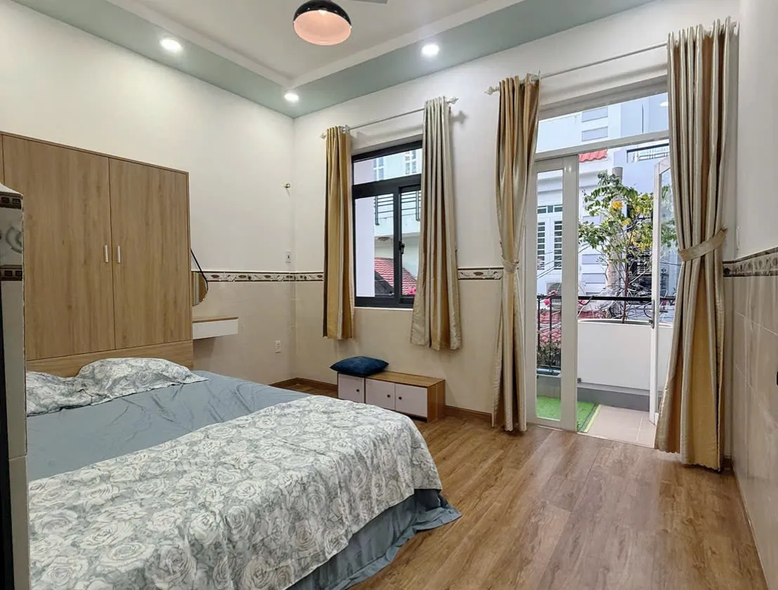 Nhà 2 tầng mới tinh, tiện nghi ngay trung tâm quận Bình Tân- chỉ 4TY... Bán nhà riêng tại Bình Trị Đông, Hồ Chí Minh 01
