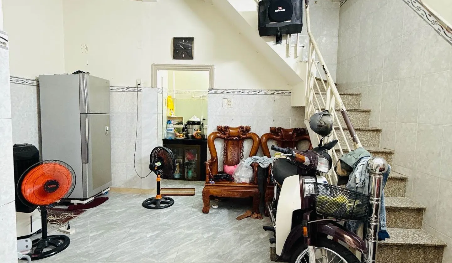 Bán nhà gần Bến Xe Miền Đông 30m2 4 tầng chỉ nhỉnh 3.x tỷ... Bán nhà riêng tại Bình Thạnh, Hồ Chí Minh 01