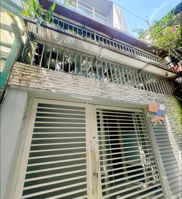 Nhà riêng 4 tầng, 5 phòng ngủ, diện tích 52m2 tại trung tâm quận Tân Bình... Bán nhà riêng tại Tân Sơn Nhất, Hồ Chí Minh 01