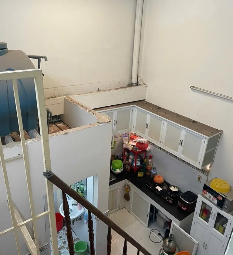 Nhà 2 tầng tiện xây mới, 3 phòng ngủ tiện nghi tại Phú Định, cơ hội sở hữu giá tốt... Bán owner_side tại Bình Phú, Hồ Chí Minh 01