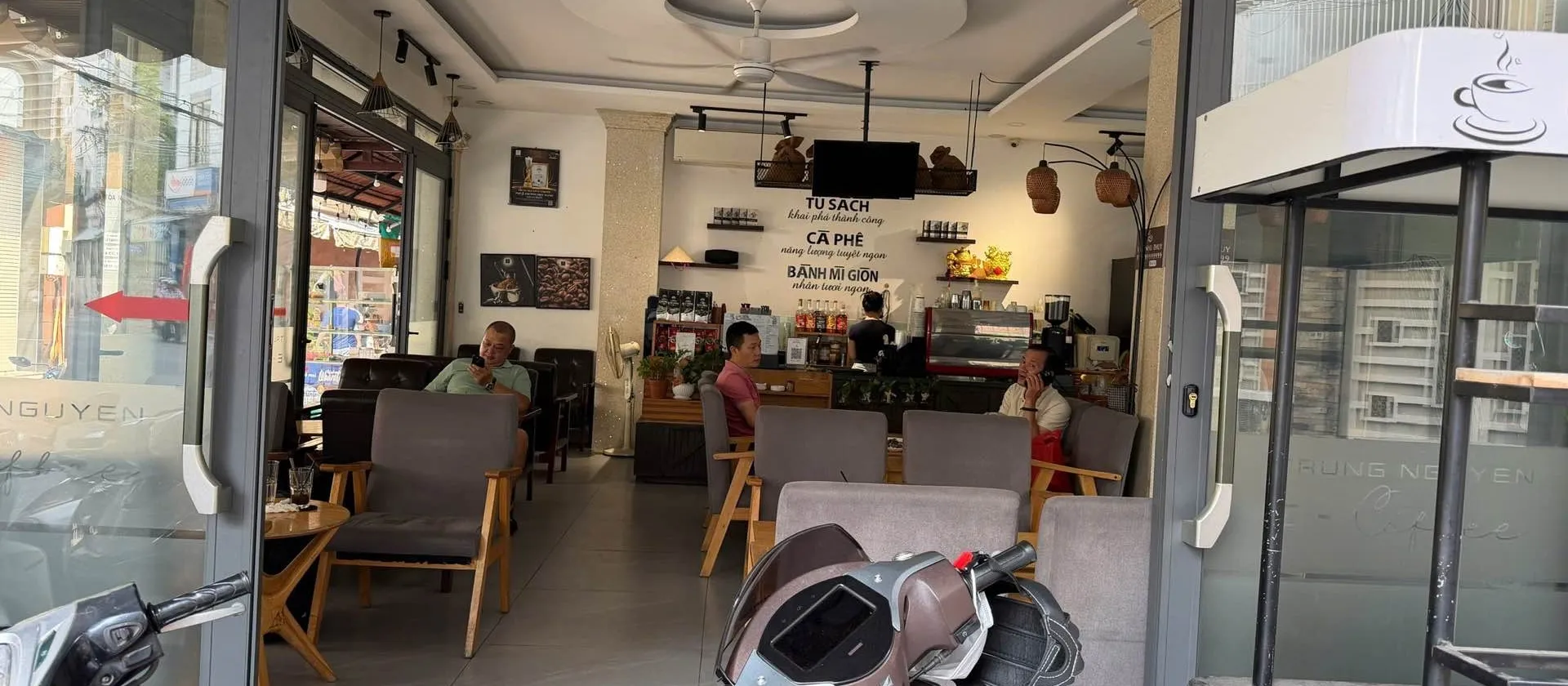 Bán nhà mặt phố 3 mặt tiền khu K300 Tân Bình 5 tầng 69m2... Bán nhà mặt phố tại Bảy Hiền, Hồ Chí Minh 01