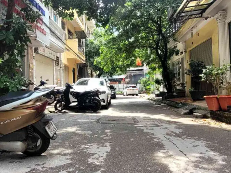 Bán Nhà liền kề VIP khu Lạc Trung, ô tô tránh, kinh doanh đỉnh, ở cự kì văn minh, giá mềm... Bán nhà riêng tại Vĩnh Tuy, Hà Nội 01