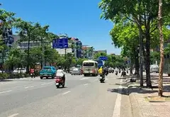NHÀ MẶT PHỐ NGÔ GIA TỰ , 2 THOÁNG . VỊ TRÍ CỰC ĐẸP KINH DOANH ĐỈNH . PHÙ HỢP Ở - TÒA NHÀ VP KINH DO... Bán nhà mặt phố tại Việt Hưng, Hà Nội 03