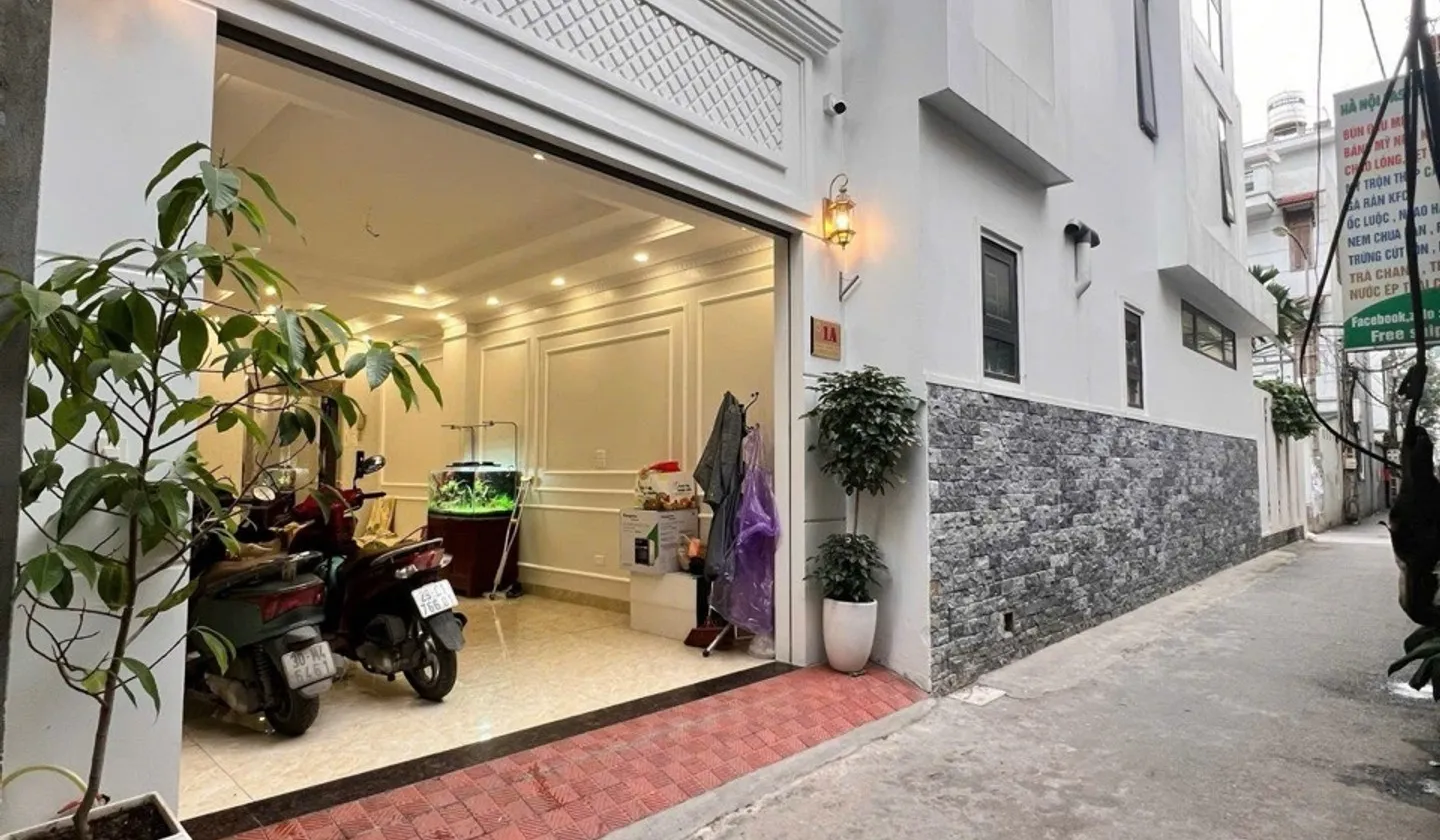 KỊCH SÀN_BỒ ĐỀ THANG MÁY 7 TẦNG. NGÕ Ô TÔ DIỆN TÍCH RỘNG tầm trên 12đ... Bán nhà riêng tại Bồ Đề, Hà Nội 01