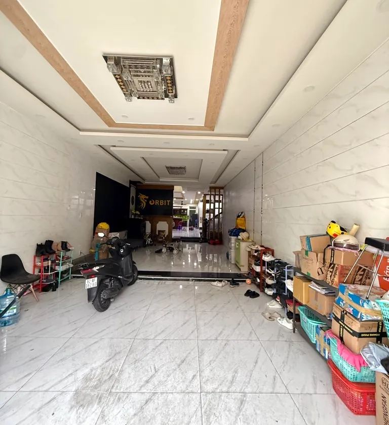 Nhà 2 tầng rộng rãi, hẻm xe hơi Phú Trung Tân Phú... Bán owner_side tại Tân Phú, Hồ Chí Minh 01
