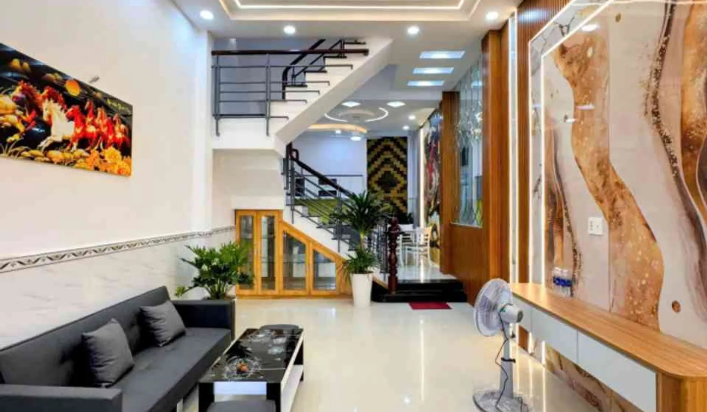 Cơ hội sở hữu nhà 3 tầng kiên cố, hẻm ô tô 7m, khu vip Bình Tân giá chỉ trên 5 tỷ... Bán nhà riêng tại Bình Trị Đông, Hồ Chí Minh 01