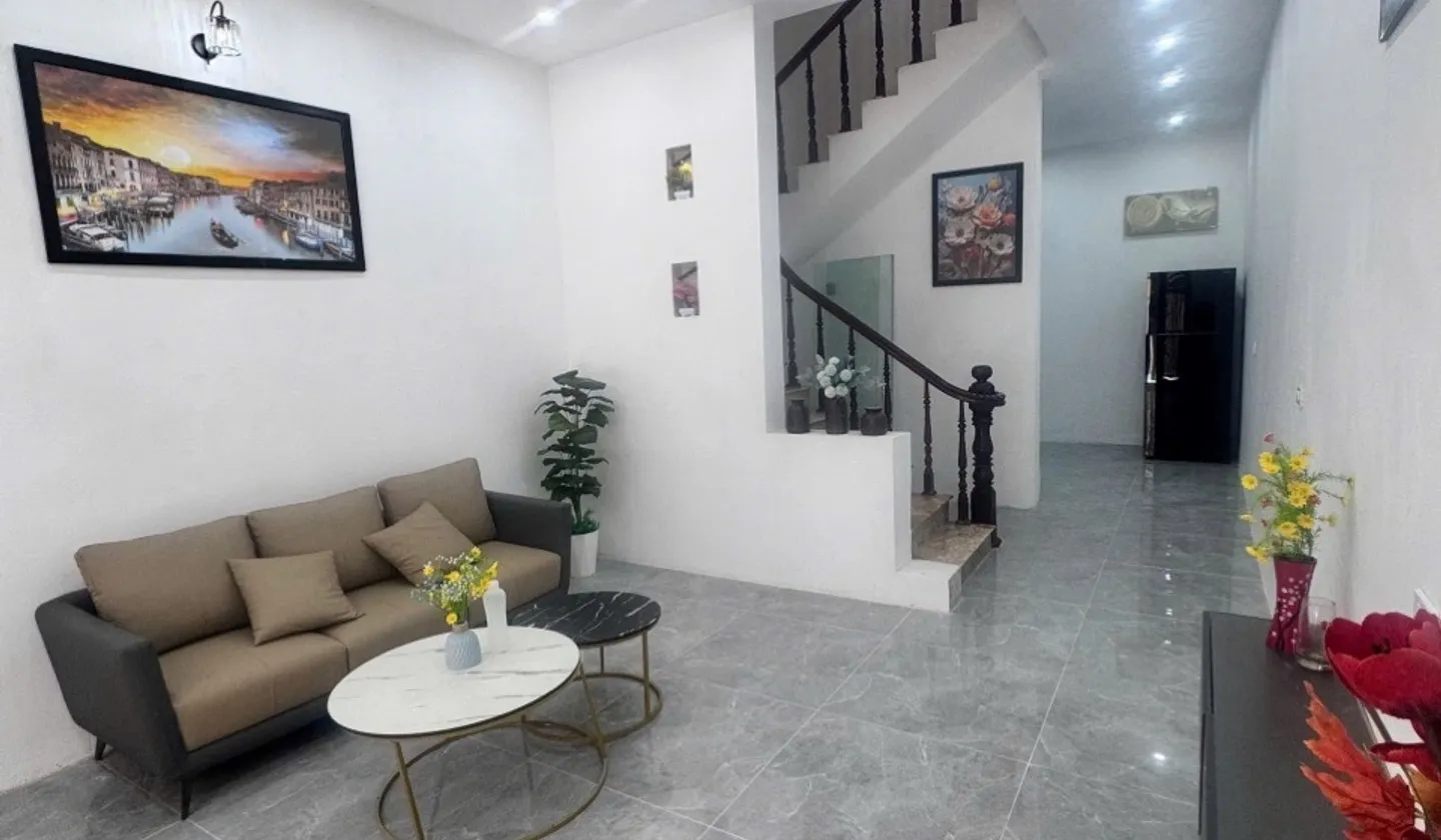 Nhà 3 tầng mới xây, rộng 57.6m², vị trí thuận tiện tại Nguyễn van linh phúc lơi long biên... Bán nhà riêng tại Phúc Lợi, Hà Nội 01