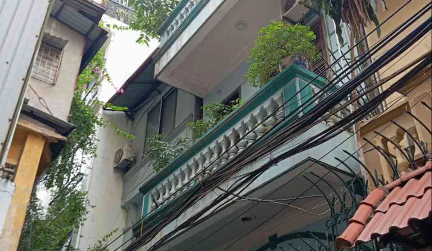 Bán Nhà 4 tầng 4 phòng ngủ tại Ba Đình Thành Công 45m, giá 16,3 tỷ... Bán nhà riêng tại Giảng Võ, Hà Nội 01
