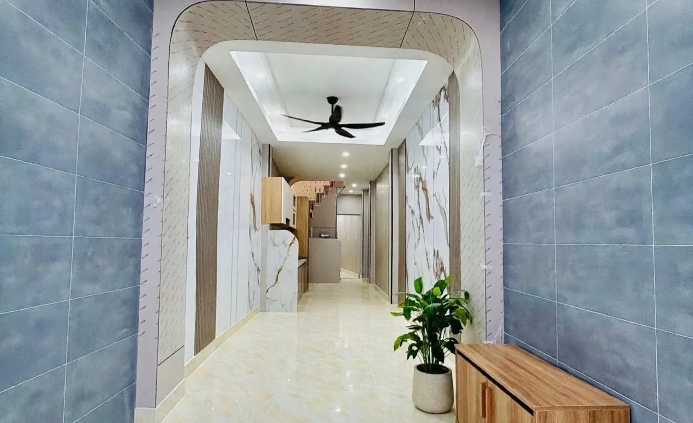 NHÀ NGAY CHỢ 200 - 46M2 - CHỈ 4.54T - THU 180TR/NĂM - 3PN - SỔ ĐẸP... Bán nhà riêng tại Khánh Hội, Hồ Chí Minh 01