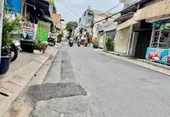 Cơ hội hiếm có sở hữu nhà riêng 2 tầng 4 phòng ngủ giá tốt tại quận đang phát triển... Bán nhà riêng tại Trung Mỹ Tây, Hồ Chí Minh 01