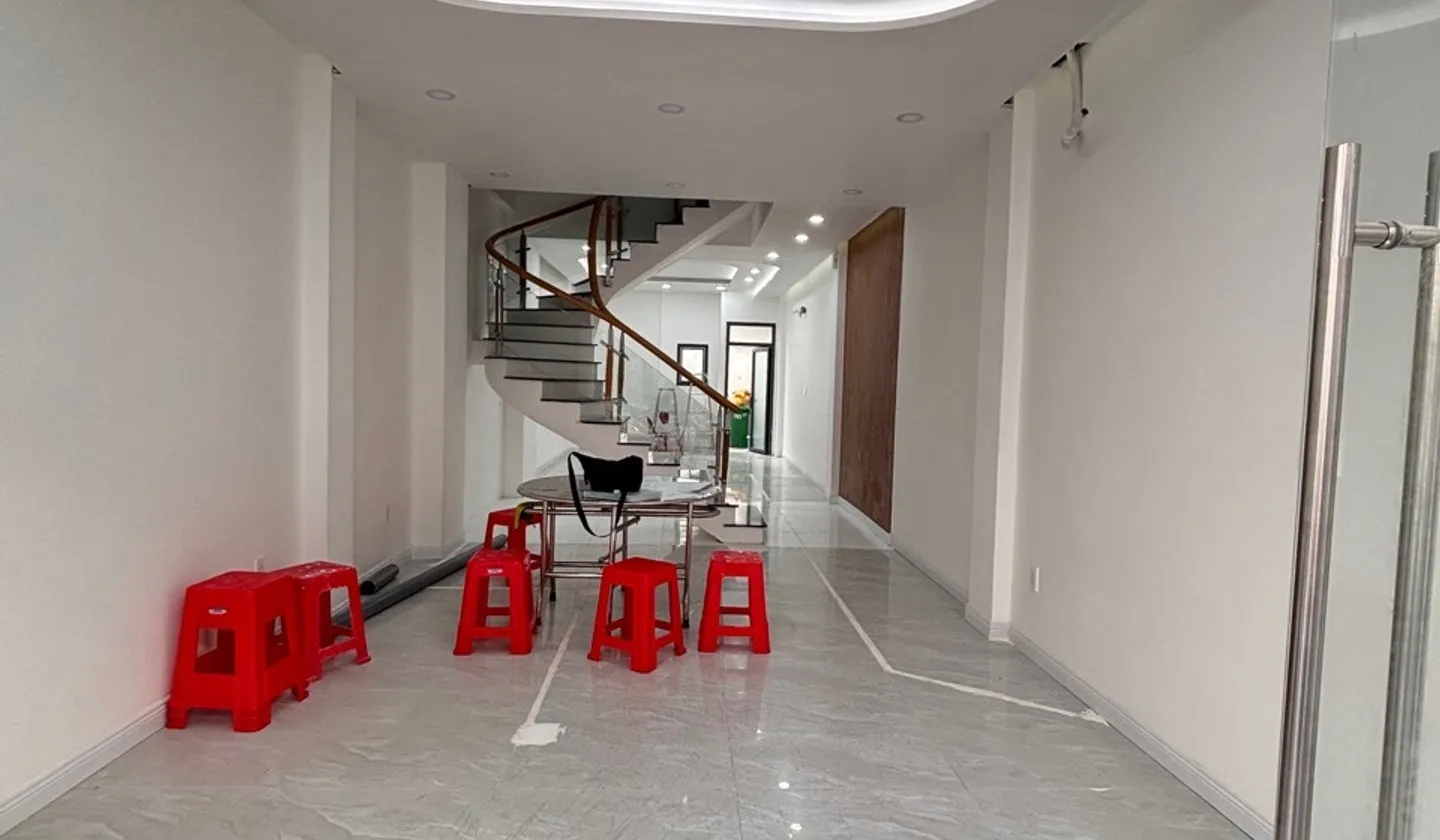 Bán nhà 4 tầng 6 phòng ngủ tại quận Tân Phú giá 9,99 tỷ... Bán nhà riêng tại Phú Thạnh, Hồ Chí Minh 01