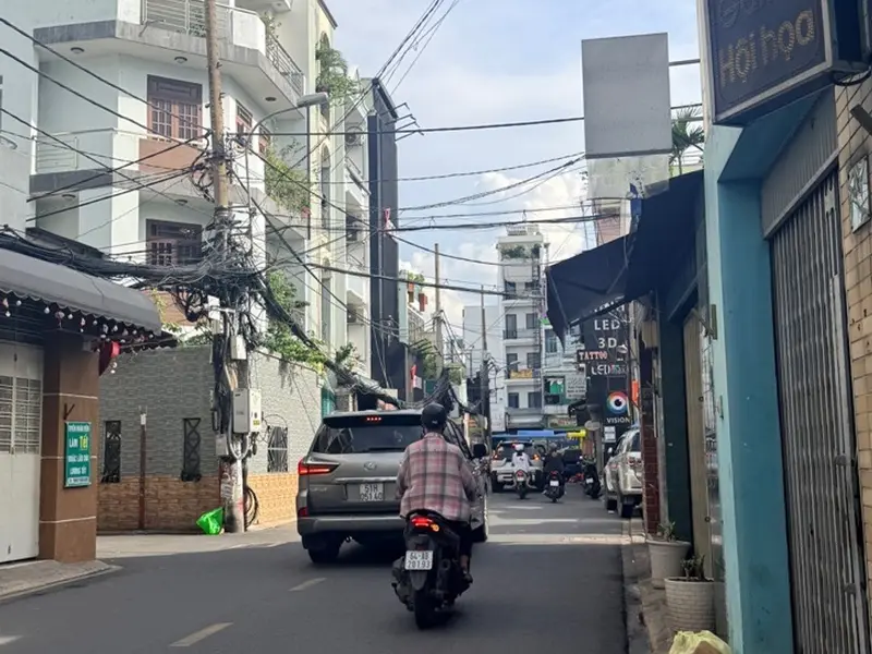 Bán nhà 3 tầng 6 phòng ngủ tại Tự Lập, Tân Bình giá 17 tỷ... Bán nhà riêng tại Tân Sơn Nhất, Hồ Chí Minh 01