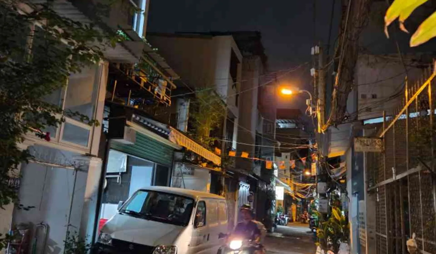 Nhà 3 tầng hẻm xe tải Quận 6, gần Tân Hòa Đông, giá 4.3 tỷ... Bán nhà riêng tại Phú Lâm, Hồ Chí Minh 01