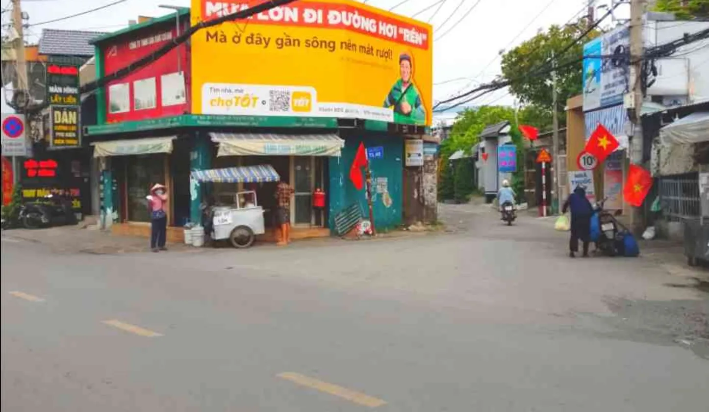 Nhà riêng 3 tầng hướng Tây Nam tại quận 12, TP. Hồ Chí Minh... Bán nhà riêng tại An Phú Đông, Hồ Chí Minh 01