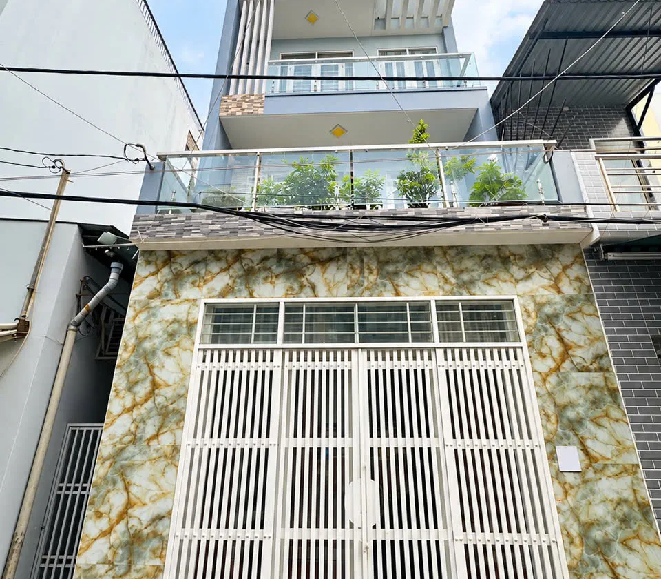 BÁN NHÀ 3 TẦNG - HXH ĐỖ CỬA QUẬN BÌNH TÂN - GIÁ NHỈNH 5 TỶ... Bán owner_side tại Bình Tân, Hồ Chí Minh 01