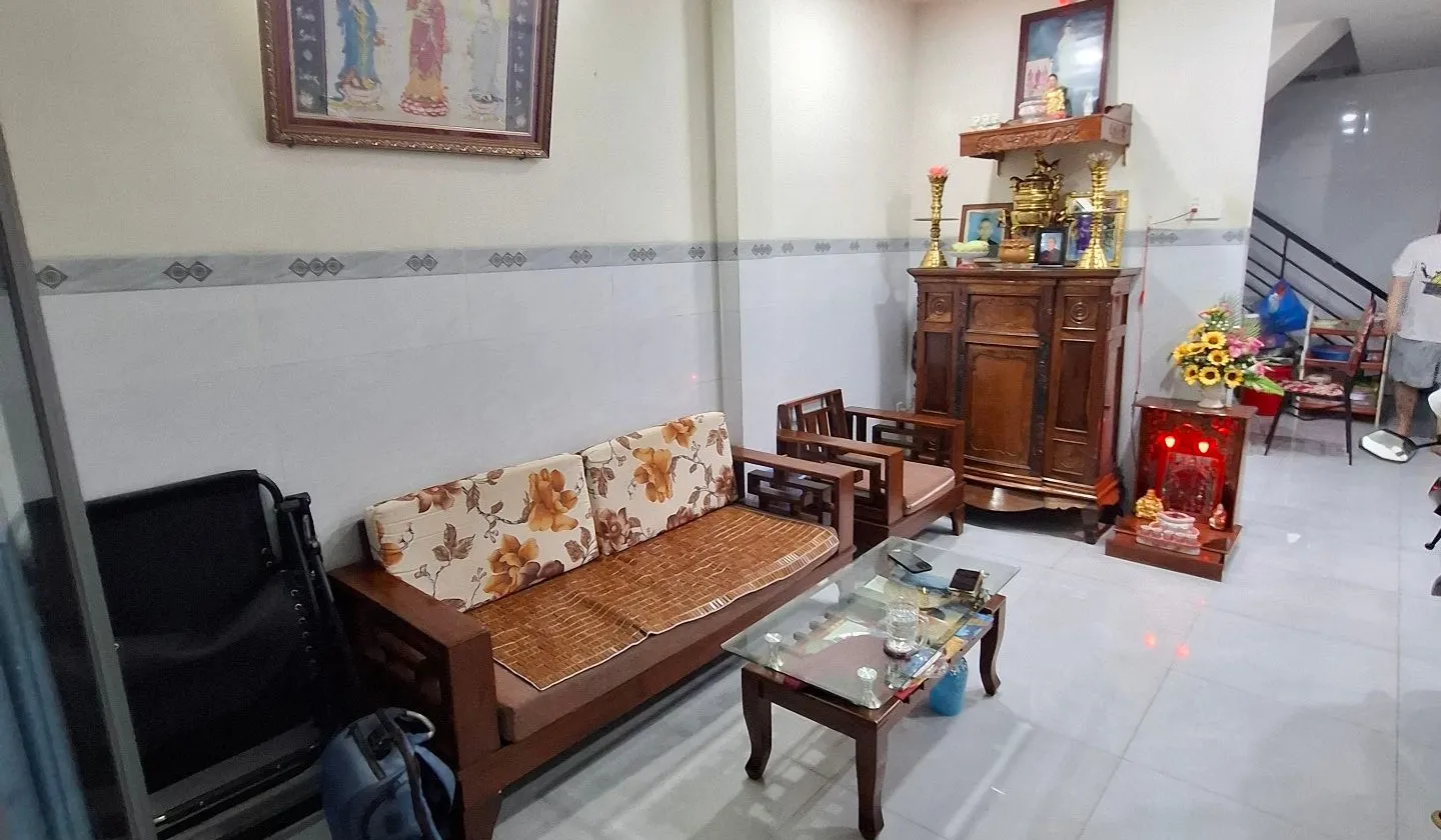 Bán nhà hẻm Tân Hoà Đông, Quận 6, 56m2, 2 tầng 3pn. Giá 6.4 tỷ... Bán nhà riêng tại Phú Lâm, Hồ Chí Minh 01