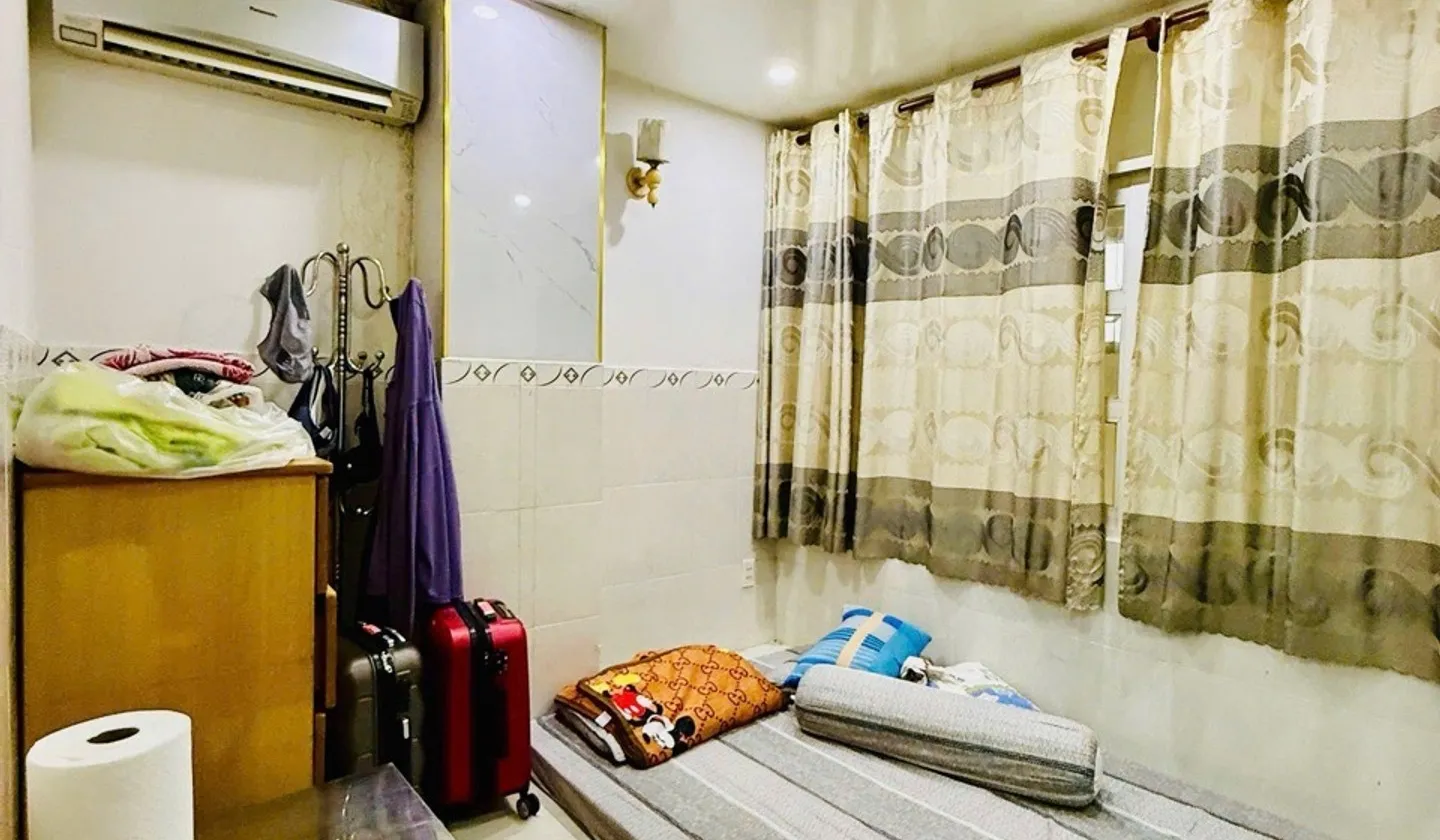 Bán nhà riêng 5 tầng tại phường Đoàn Văn Bơ, kết cấu kiên cố, pháp lý rõ ràng... Bán nhà riêng tại Khánh Hội, Hồ Chí Minh 01