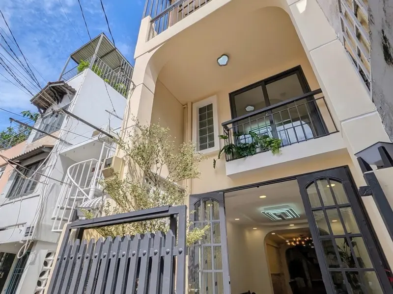 Bán nhà mới có gu gần mặt tiền đường Phan Đăng Lưu - vị trí đẹp nhà đẹp giá còn thương lượng mạnh... Bán nhà riêng tại Đức Nhuận, Hồ Chí Minh 01