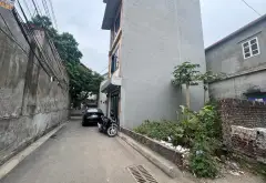Mô tả:
Nhà thiết kế 4,5 tầng có tum hoàn thiện

T1. Phòng khách bếp wc
T2. T3. T4 phòng ngủ wc
T... Bán nhà riêng tại Long Biên, Hà Nội 04