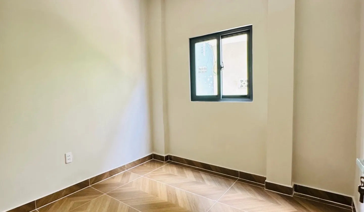 Nhà lô góc 42m2, 3PN, giá tốt ở Tân Bình gần Quận 10... Bán nhà riêng tại Tân Hòa, Hồ Chí Minh 01