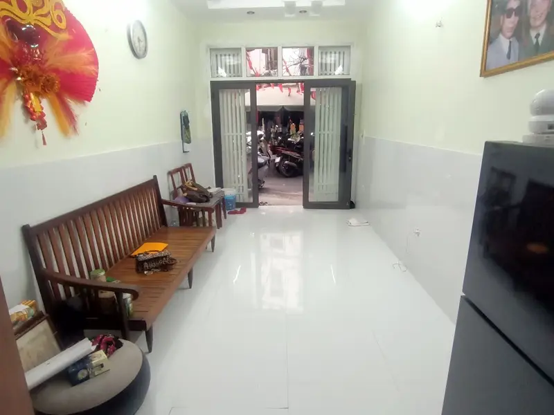 TRƯỚC NHÀ CÓ SÂN CHƠI CHO TRẺ CON SIÊU THOÁNG-TÔN ĐỨC THẮNG-4 TẦNG DÂN XÂY CHẮC CHẮN... Bán nhà riêng tại Đống Đa, Hà Nội 01