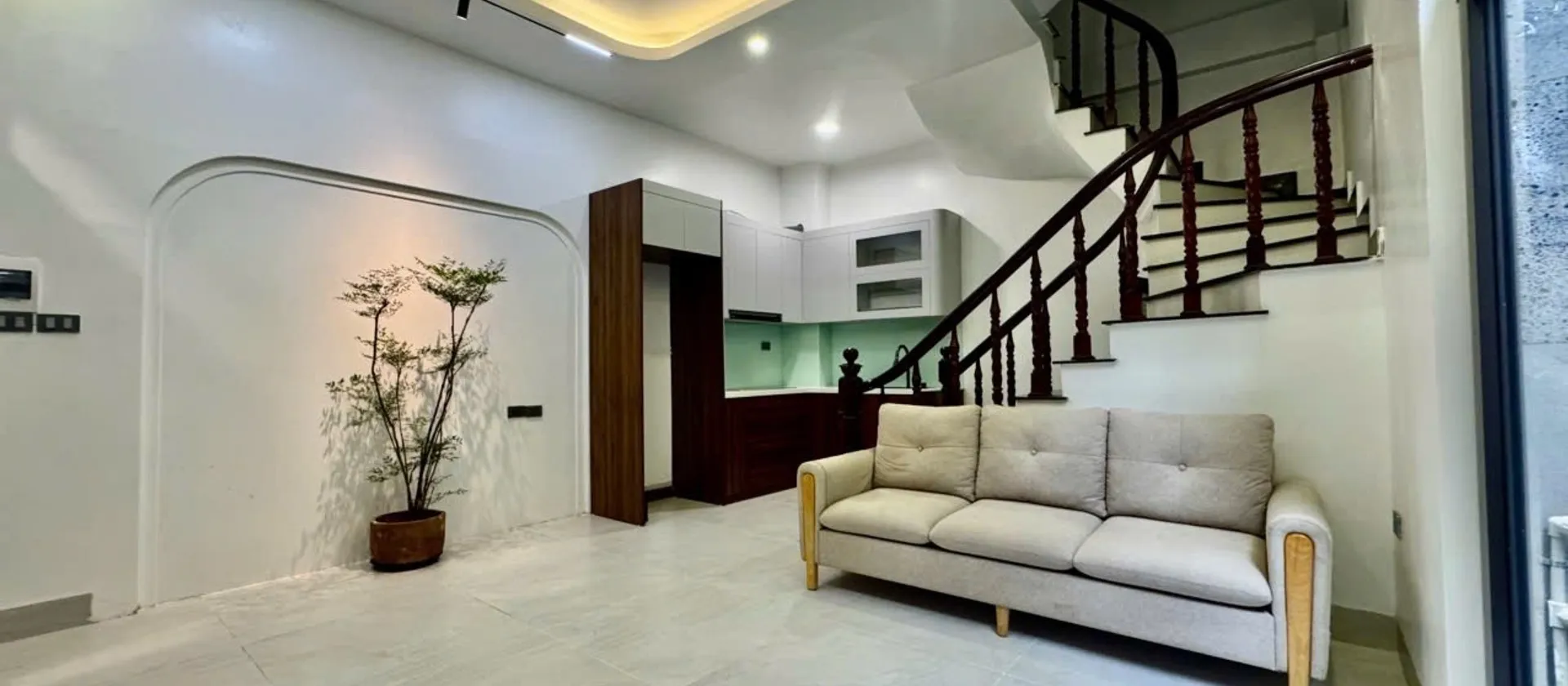 Nhà Lô Góc 5 Tầng Gần Phố Hoàng Mai - Ô Tô Đỗ Cửa, Đáng Sở Hữu Ngay... Bán nhà riêng tại Hoàng Mai, Hà Nội 01