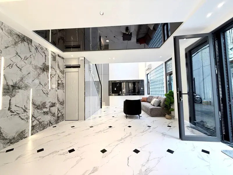 Nhà 5 tầng mới tinh, Full nội thất, ô tô đậu cửa tại Thống Nhất... Bán nhà riêng tại An Hội Đông, Hồ Chí Minh 01