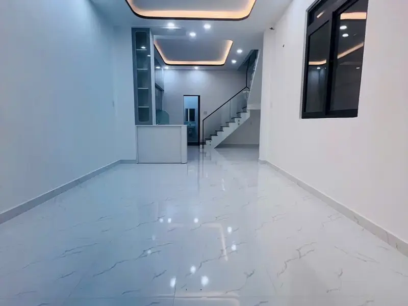Quận 7 - Bán Nhà 2 Tầng - Phạm Hữu Lầu - 4,8m x 14m 👉 5,95 Tỷ 🚀🚀 Full Nội Thất, Hẻm Thông... Bán nhà riêng tại Tân Mỹ, Hồ Chí Minh 01